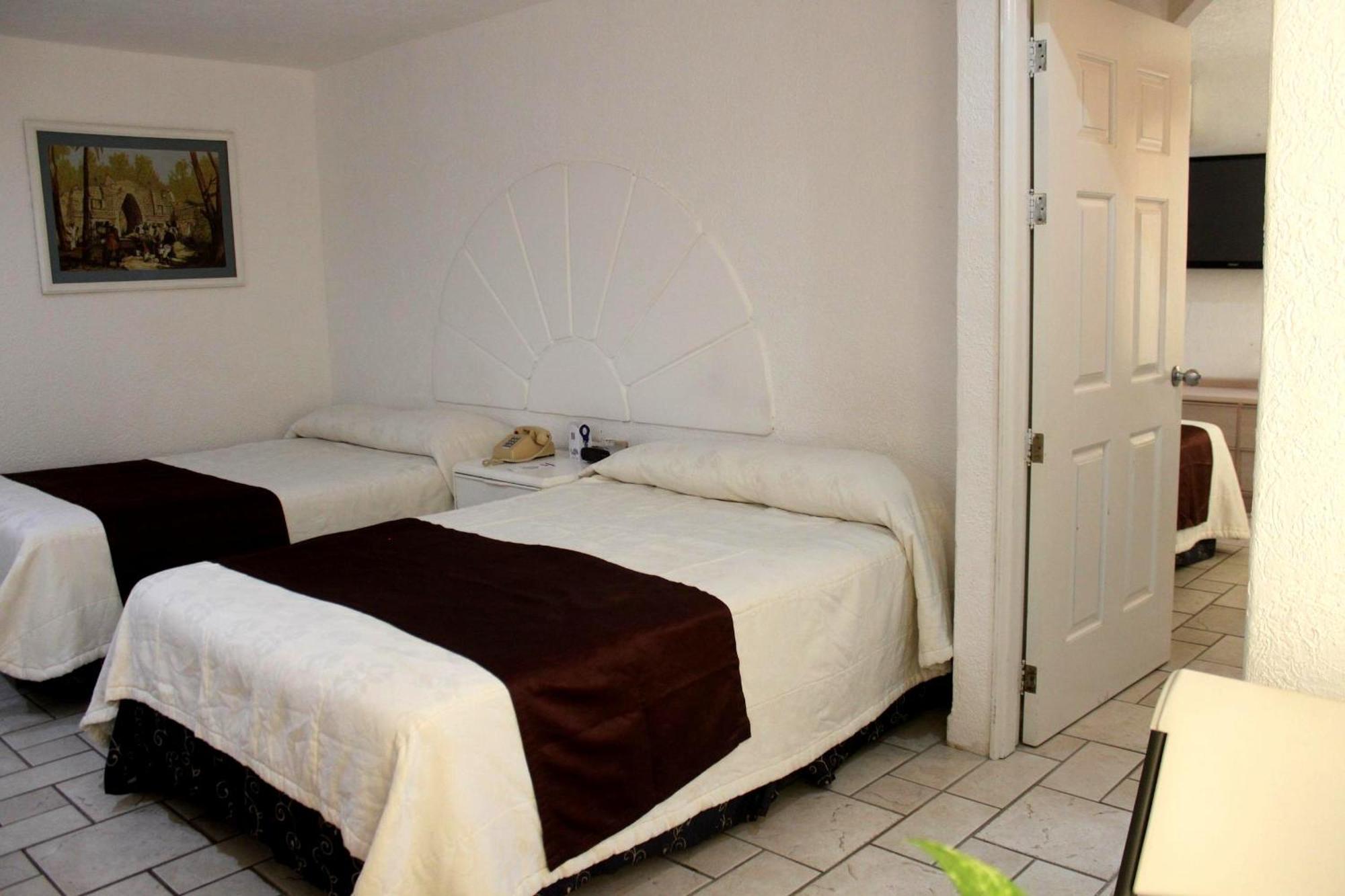Hotel Plaza Caribe Cancún Exteriör bild