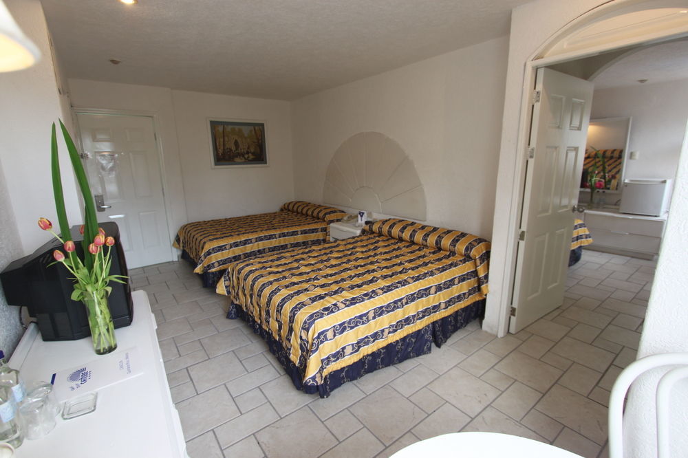 Hotel Plaza Caribe Cancún Exteriör bild